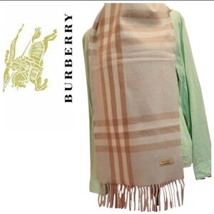 🏅 Luxurious BURBERRY WOOL SCARF